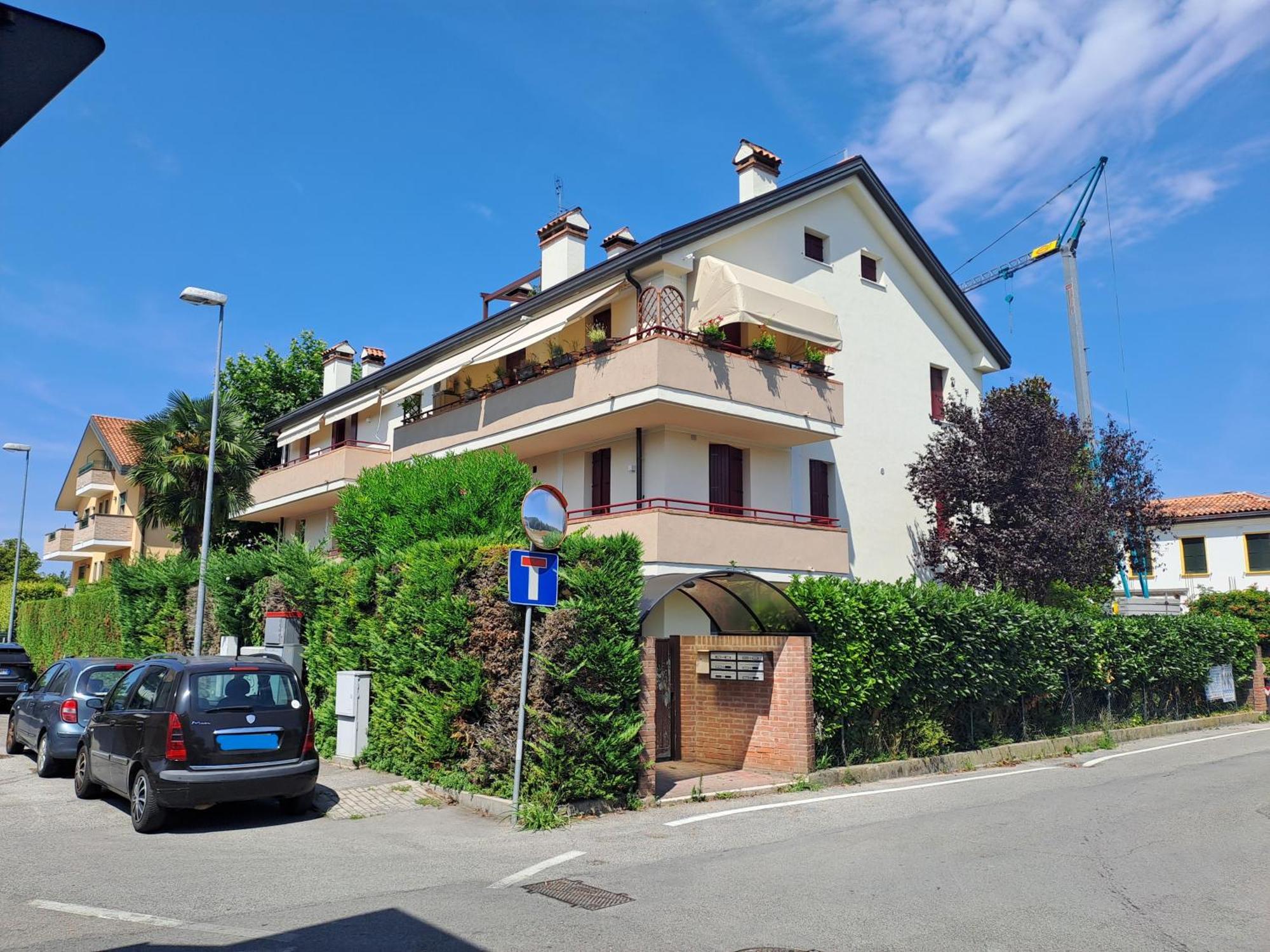 Ground Floor,Top Level Padua Exterior foto